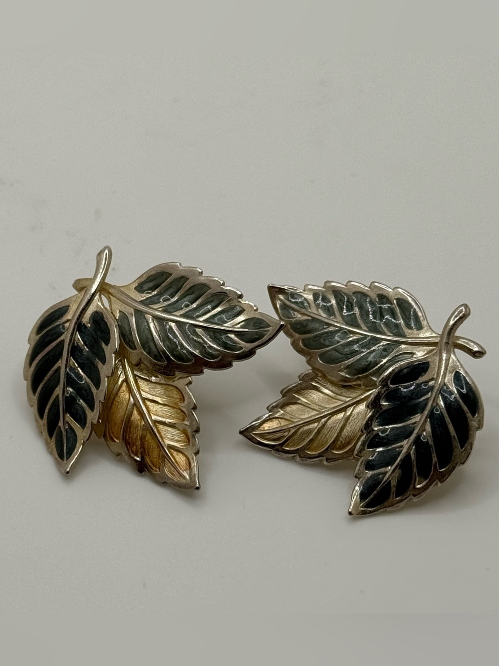 Vintage 1980s Enamel Leaf Earrings Green Gold Tone Nature Botanical Statement
